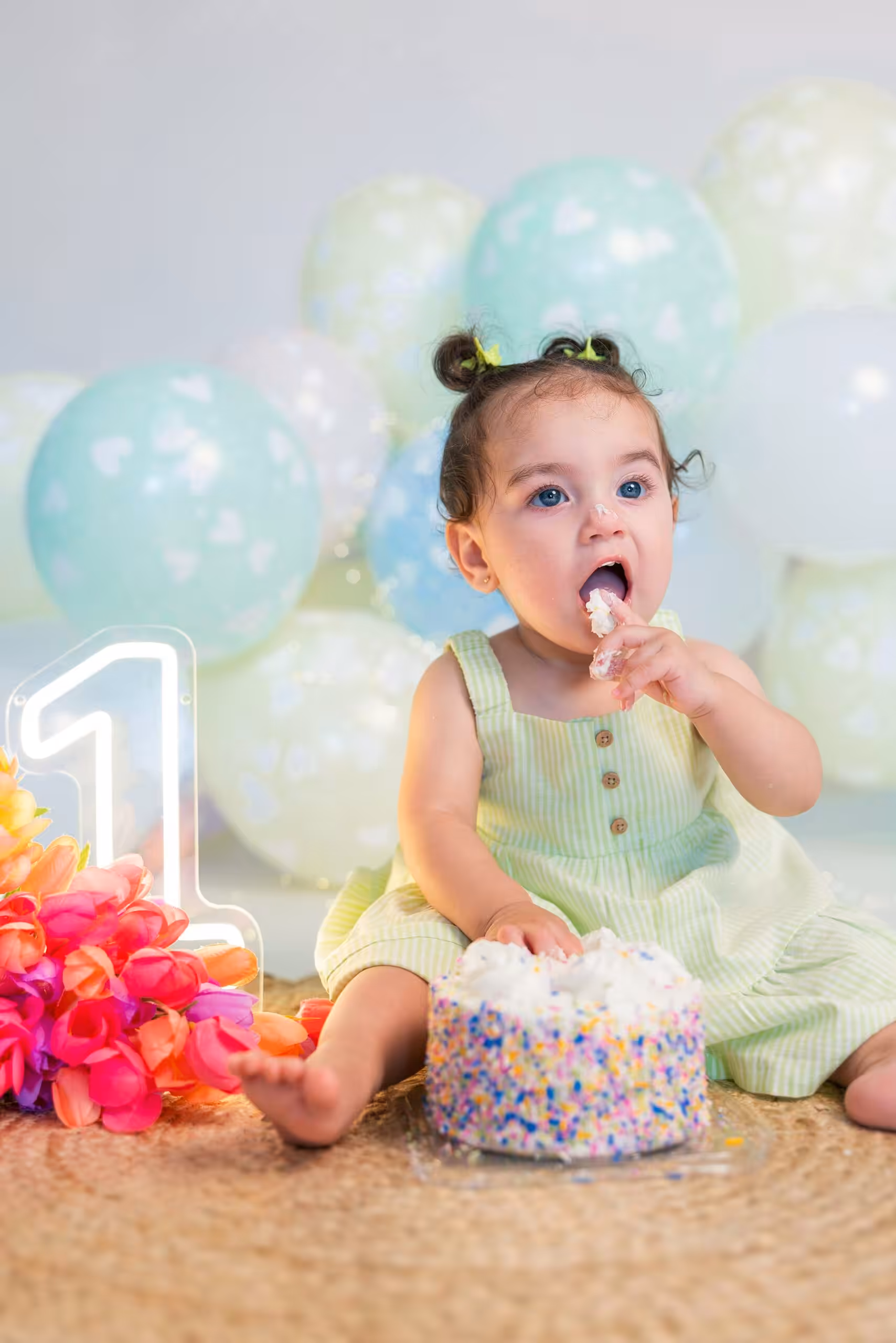 First birthday cake smash session, photographed by Studio FB USA
