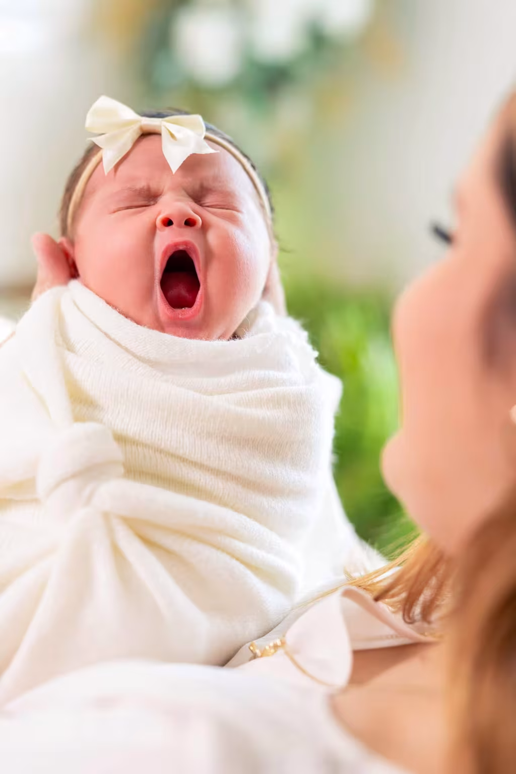 How to Prepare for a Newborn Photoshoot: A Checklist for Parents