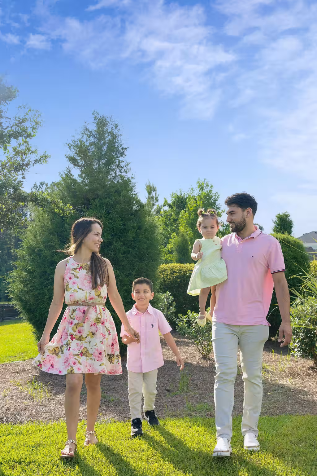 Extended Family Photo Ideas: A Checklist of Groupings to Plan Ahead