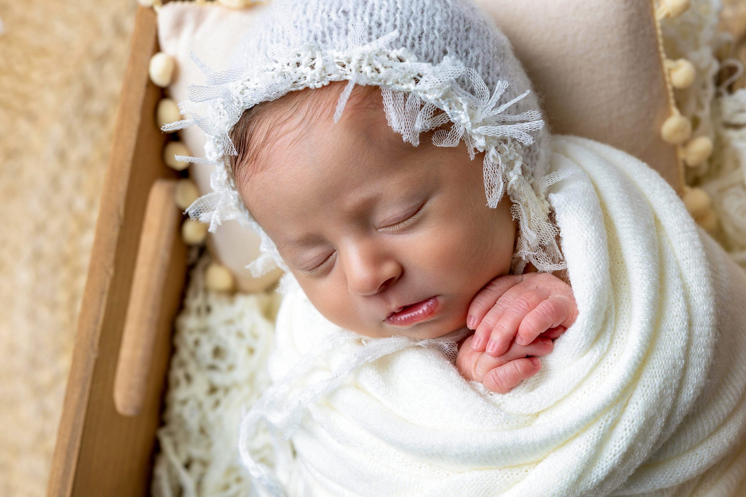Newborn session for Rafaela, photographed by Studio FB USA